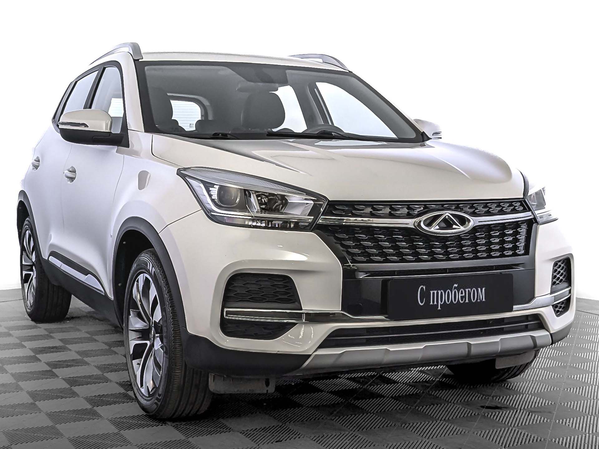 25624